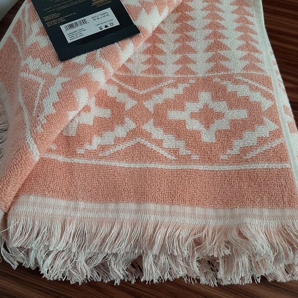 *Pendleton Woolen Mills Sundown Cotton 1 Bath Towel Dusty Pink - Picture 1 of 13